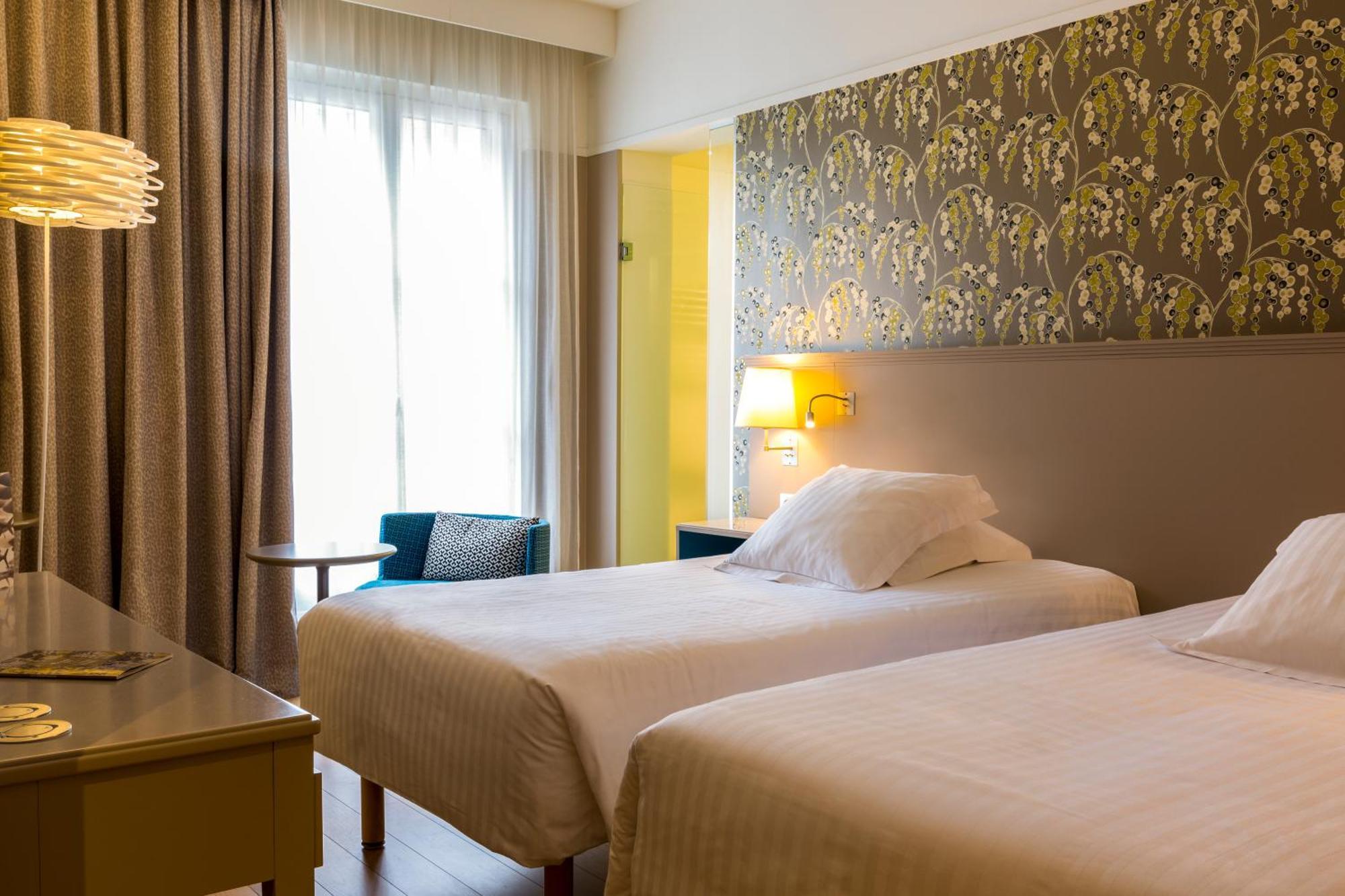 Deluxe Double or Twin Room,1273750459:JPEG